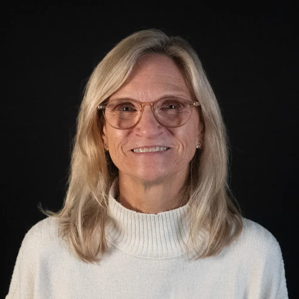 Kari M., Bookkeeping & HR